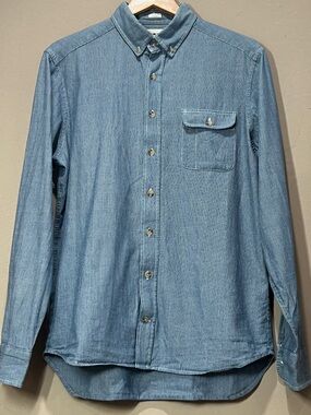 Taylor Stitch The Jack Shirt blue white stripe chambray men’s size 40 (Medium)